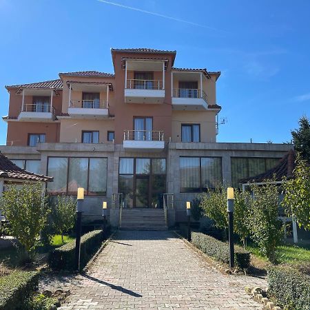 Hotel Paradise Bilisht Zewnętrze zdjęcie
