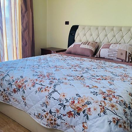 Hotel Paradise Bilisht Zewnętrze zdjęcie