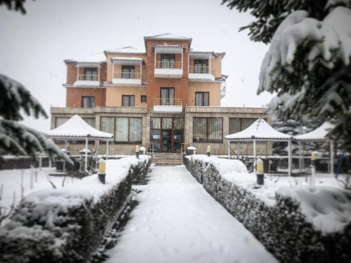 Hotel Paradise Bilisht Zewnętrze zdjęcie